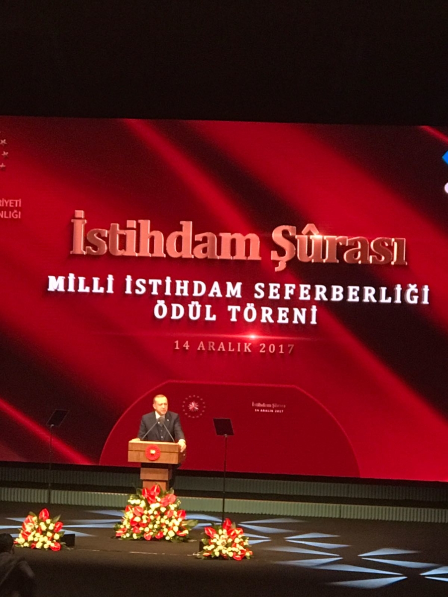 Yönetim Kurulu Başkanımız NAİL ÇİLER, Cumhurbaşkanlığı Külliyesi ndeki, Milli İstihdam Seferberliği Toplantısı na Katıldı. 